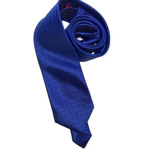 NWT Nordstrom ZNT18 Blue Pattern Neck Tie !